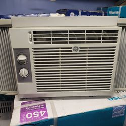 Ge Air Conditioner 5,200 Btus