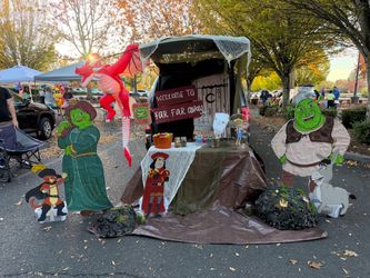 Free Shrek Cutouts (Trunk or Treat, party decor)