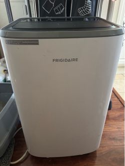 Frigidaire 8,000 BTU Portable Air Conditioner w/ Window Vent Kit – Like New