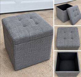 Gray Tufted Fabric Storage Ottoman