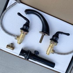 New $30 Oil Rubbed Bronze 3pcs Widespread Bathroom Faucet with Popup Drain and Water hose 