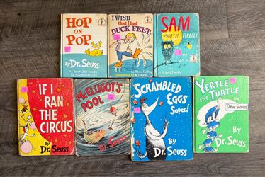 VTG  Dr. Seuss Books and More ~Lot 0f 7 Hardcover Books~