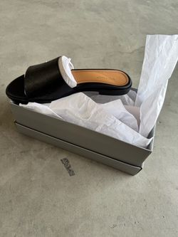 Vionic Leather Slides