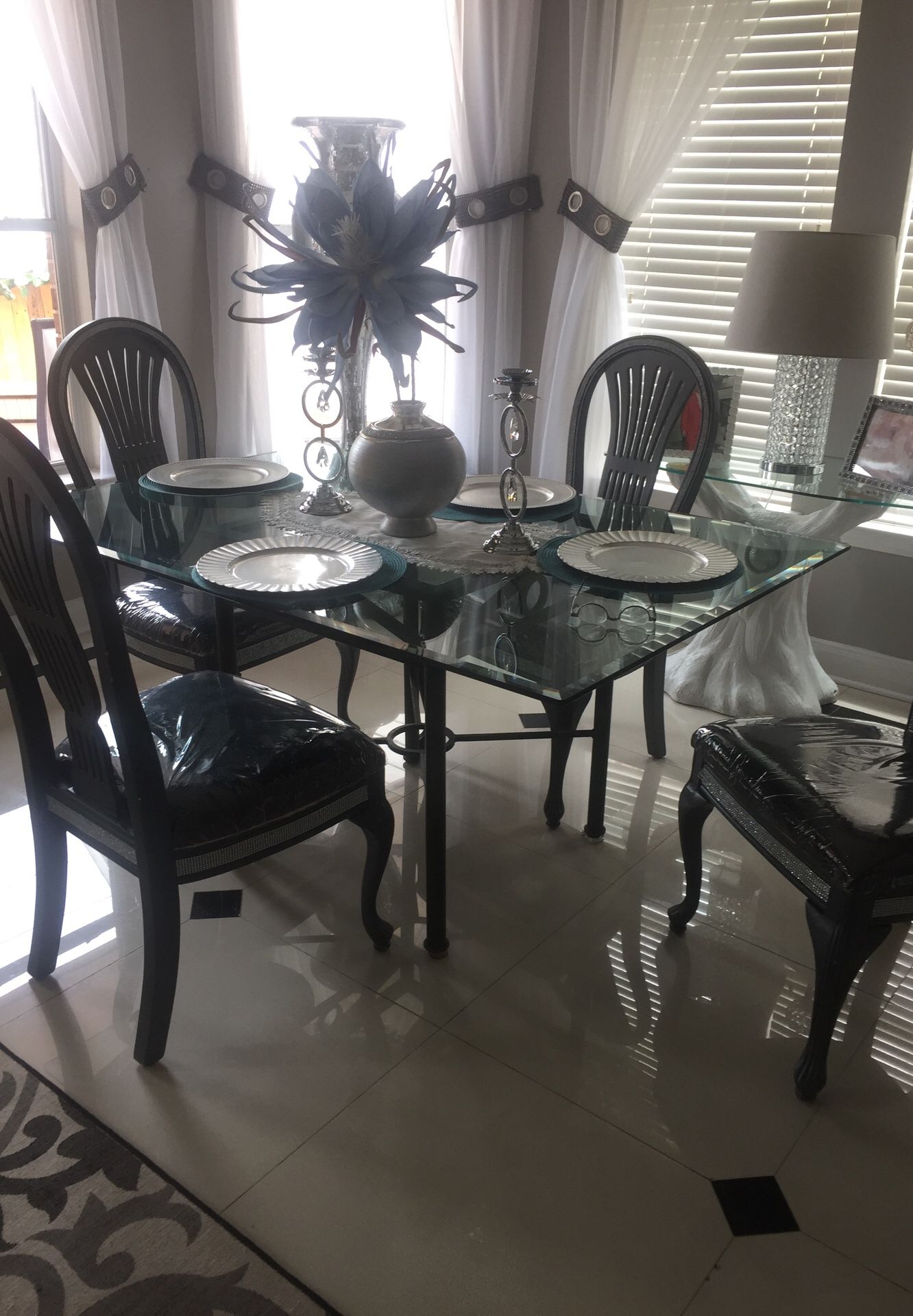 dining table 5pece