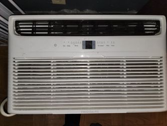 Frigidaire AC Window Unit 