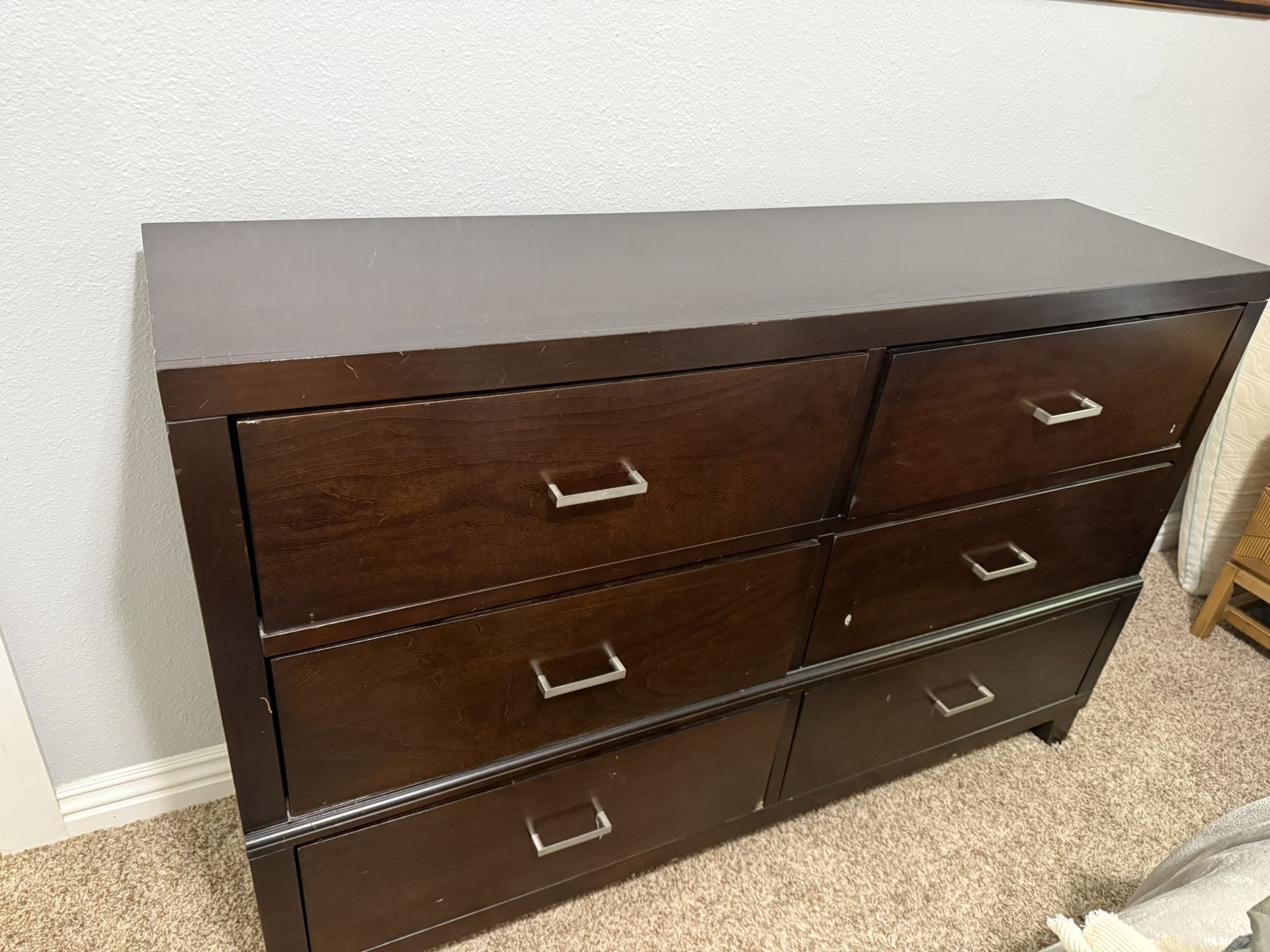 6 Drawer Dresser