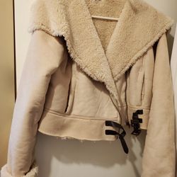 Beidge Short Bomber Jacket