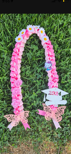 Graduation leis