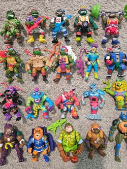 TEENAGE MUTANT NINJA TURTLES action figure TMNT Playmates TOYS Vintage 1980's