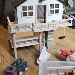 Wooden Treehouse Play Set