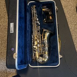 Reynolds Elkhart Indiana Saxophone 