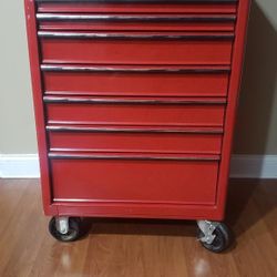 11 Drawer Mechanic Tool chest W/key