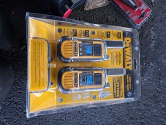 Dewalt Walkie talkie