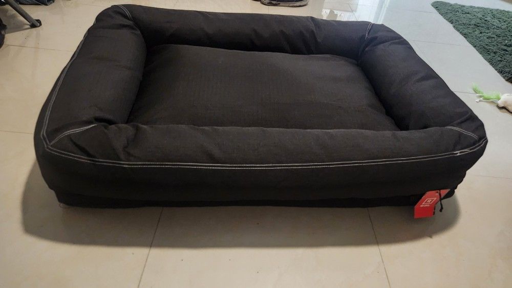 (NEW) Reddy Large Indoor/outdoor Bolster Bed