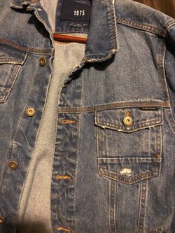 Men’s Zara denim jean jacket (worn once)