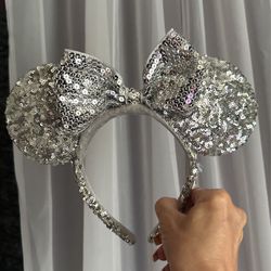 Disneyland parks Silver sequence ears