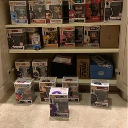 Various Funko Pops Comic Con 