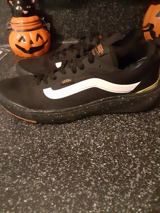 Vans mens 7.5 Great Condition