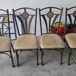 4 Dinning Chairs
