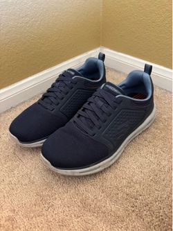 Sketchers men’s shoes size 10