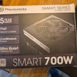 Thermaltake Smart 700w 80plus Power Supply