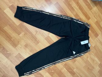 *Never Worn* Adidas Camo Joggers Large