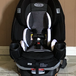 PRACTICALLY NEW GRACO 4EVER EXTENDED 2FIT CONVERTIBLE CAR SEAT 4 IN 1