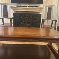 Coffe And Side Tables Good Condition ( Both Come With Lamps)