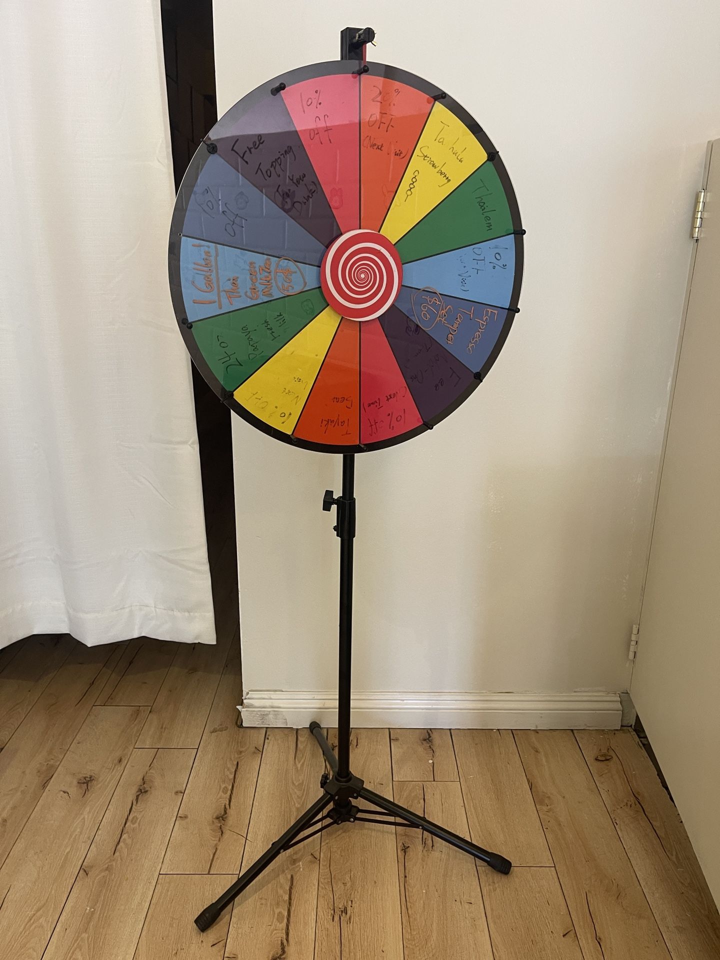 Color Prize Wheel of Fortune Spinning Game Tradeshow Support Rotary Table