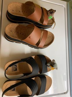Reef Platform Sandals – 2 Pairs