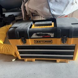 Craftsman® CRM 9-65628 23" 3-Drawer Plastic Tool Box / Portable Chest 23" W x 10-1/2" D x 13-3/8" H, 1,788 cu. in.