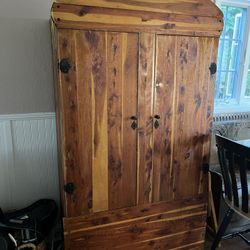 Cedar Wardrobe 