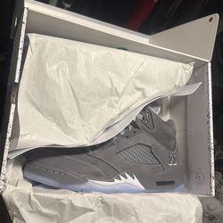 Jordan retro 5 Wolf Grey DS Sz 10