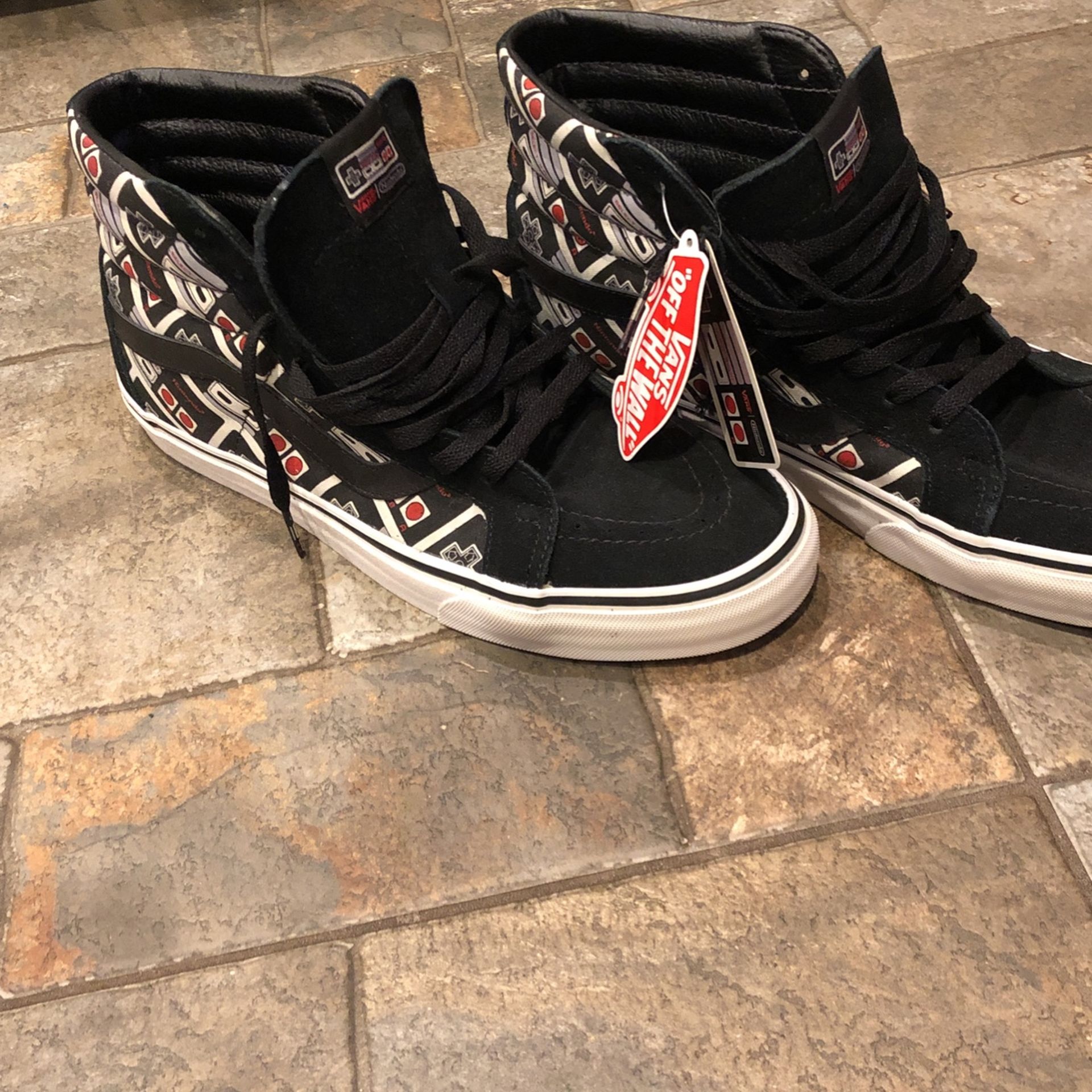 Rare Nintendo X Vans Sk8 Hi NES Controller Print