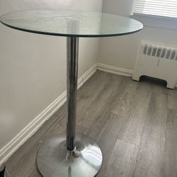 Round Glass Cocktail Table  