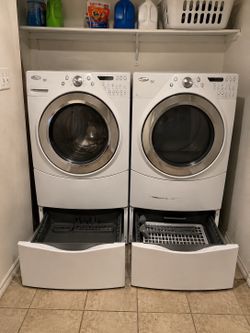 whirlpool washer/dryer w storage