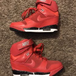 Womens Nike Air Revolution Sky High Dunk Hidden Wedge red Sz 8.5