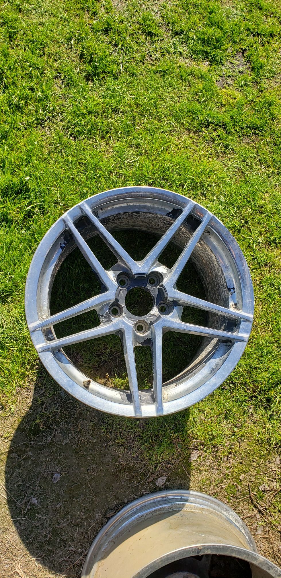 18×11in concave C6 Z06 wheels