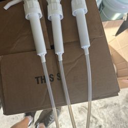 3 Each 5 Gallon Laundry Soap Dispensers