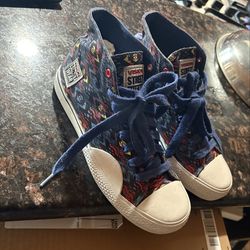 Vision Street Wear Size 8