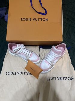 Louis Vuitton Sneakers Sz 40