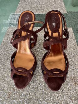 Women’s shoes