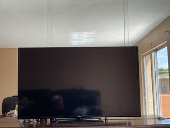 Samsung TV 60 Inches