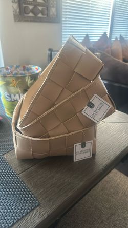 storage makeup