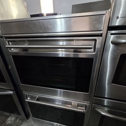 30" WOLF DOUBLE OVEN STAINLESS STEEL 