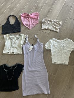 Lot of Women’s Clothing