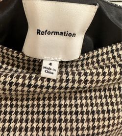 Reformation mini skirt size 4