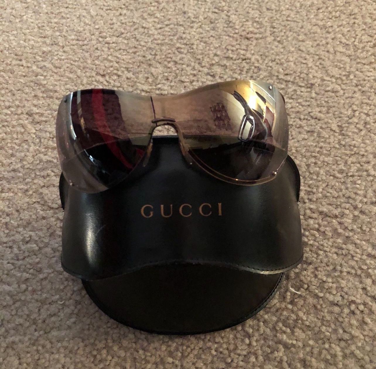 Authentic Women’s Gucci Sunglasses 