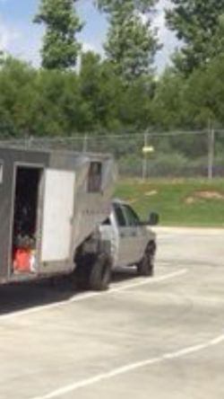 Dodge Ram 350 2006 with 54'trailer