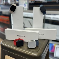 Apple Watch S9  41mm Available 